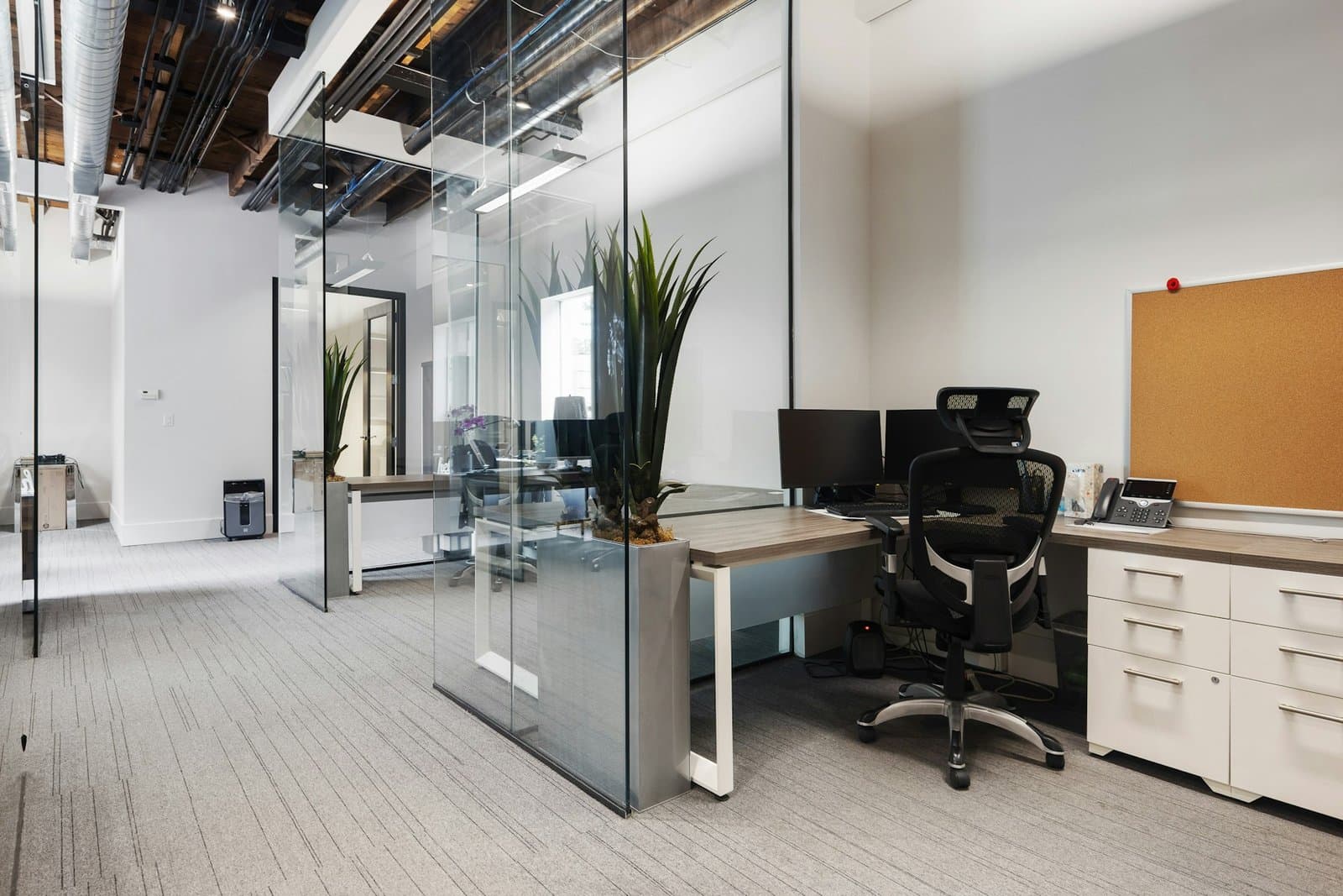Where Should Glass Partitions Go in a Small Office?
